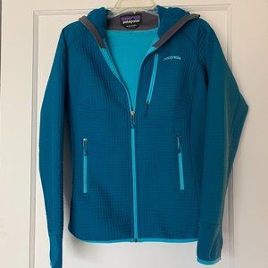 Patagonia Water-Resistant Helmet-Compatible Zip-Up Jacket, Size M, Cerulean Blue